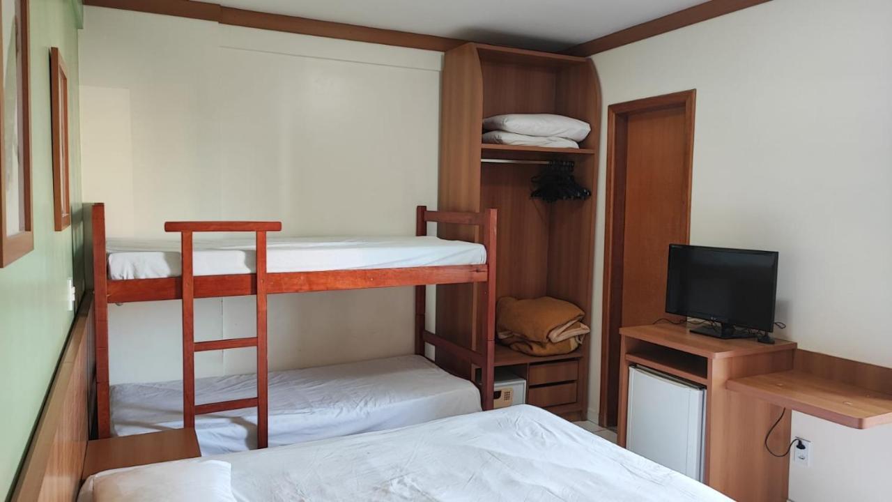 Golden Dolphin Gd - Suite 4 Adultos E 1 Crianca Ate 5 Anos Калдас-Новас Екстер'єр фото